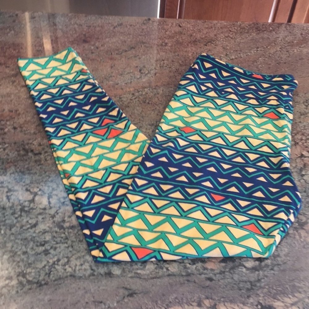 TC NWOT LuLaRoe Leggings E06 1100